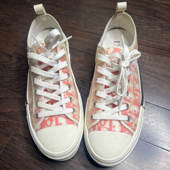 Barely worn , RED AND WHITE DIOR SNEAKERS SIZE 41 in women’s - Picture 1 of 5